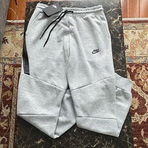 Nike Tech Fleece Pants